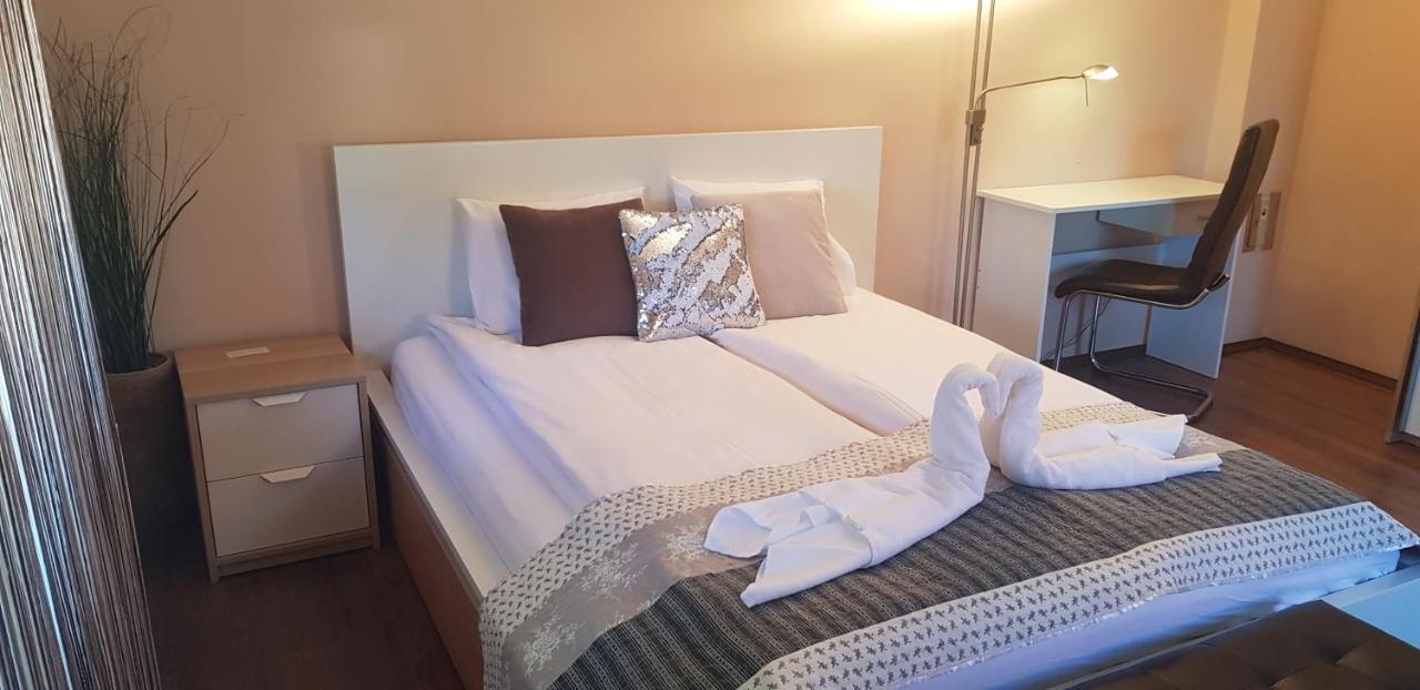 Anita Appartement Boedapest Buitenkant foto
