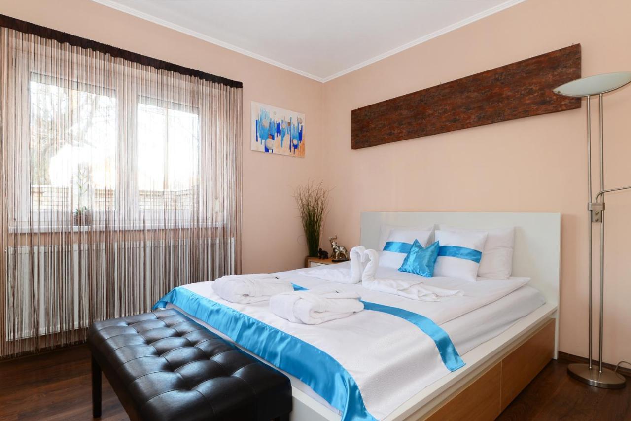 Anita Appartement Boedapest Buitenkant foto